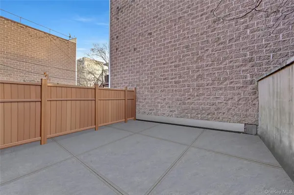 700 Dekalb AVE, Brooklyn, NY 11216