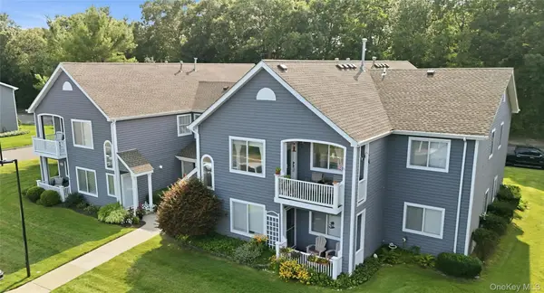874 Birchwood Park DR, Middle Island, NY 11953