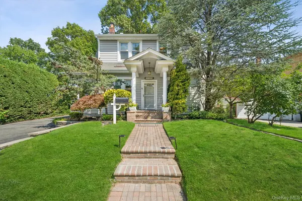 1116 Linden ST, Valley Stream, NY 11580