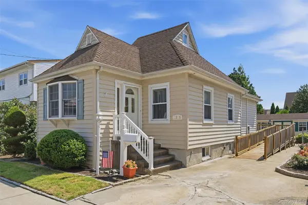 1315 Scimitar AVE, Elmont, NY 11003
