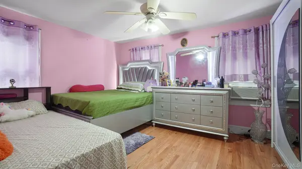 119-40 146th ST, Jamaica, NY 11436