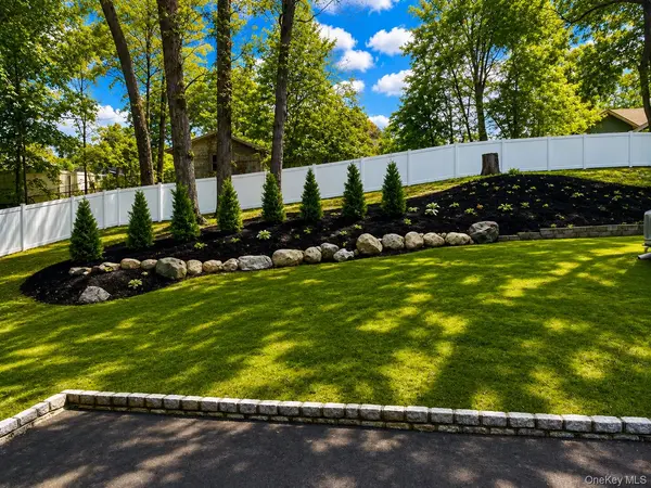 32 & 34 Oakwood RD, Huntington, NY 11743