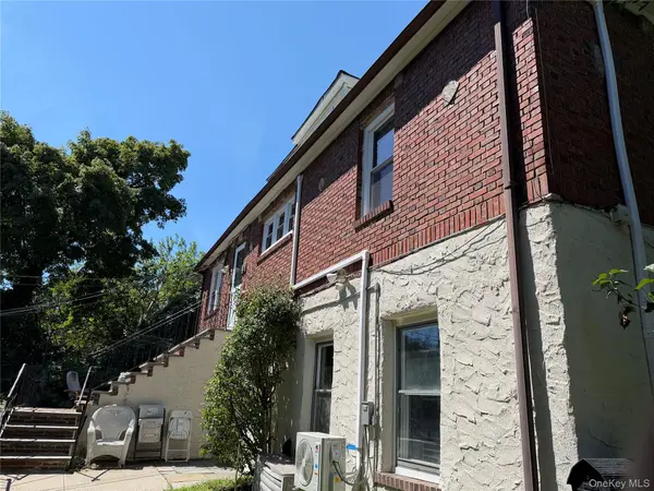 40 Paula AVE, Yonkers, NY 10704