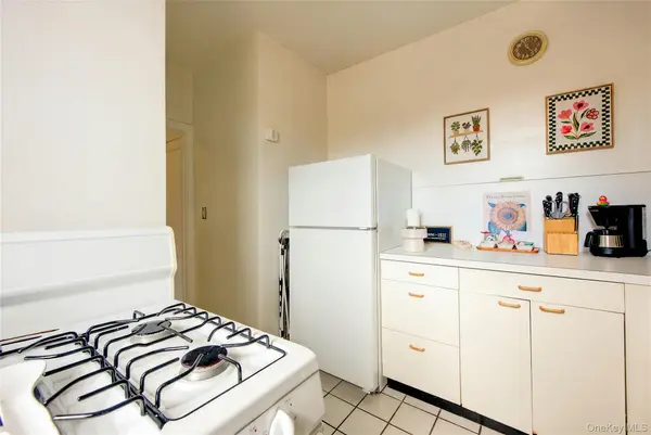 34-21 78th ST #6B, Jackson Heights, NY 11372