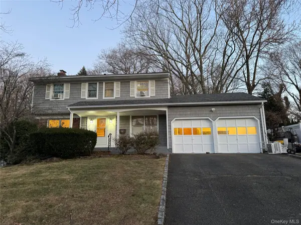 23 Jerome RD, Syosset, NY 11791