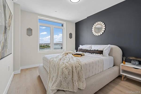 26-15 4th ST #3D, Astoria, NY 11102