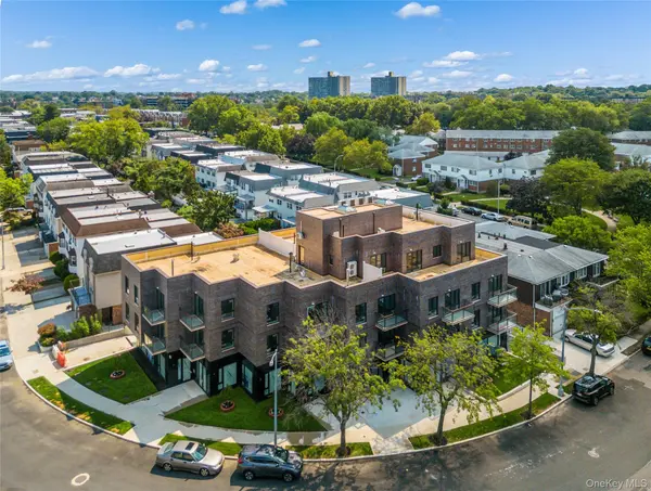 214-10 15 AVE #3D & Parking, Bayside, NY 11360