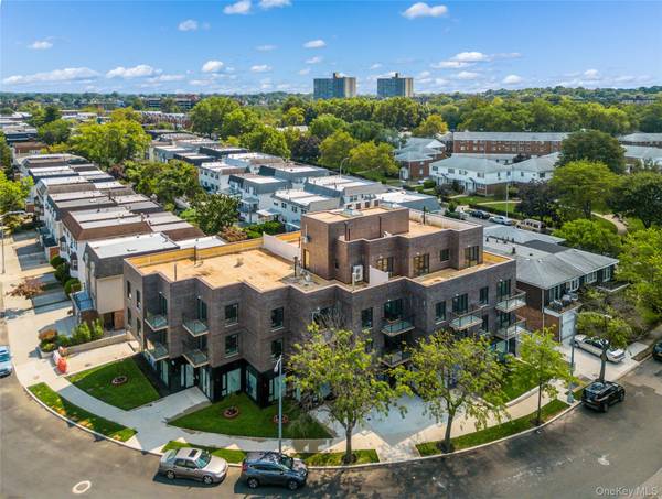 214-10 15 AVE #3D & Parking, Bayside, NY 11360