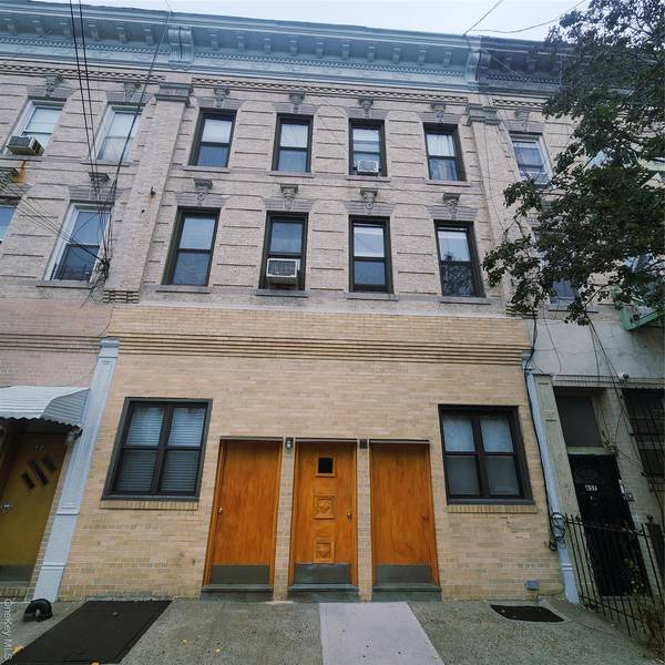 655 Woodward AVE, Ridgewood, NY 11385