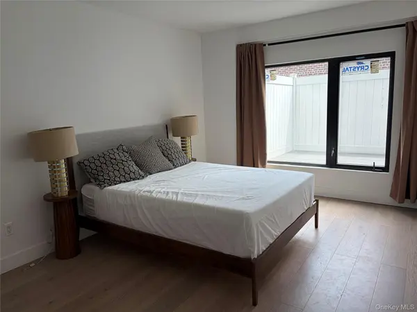 52-16 Roosevelt AVE #2C, Woodside, NY 11377