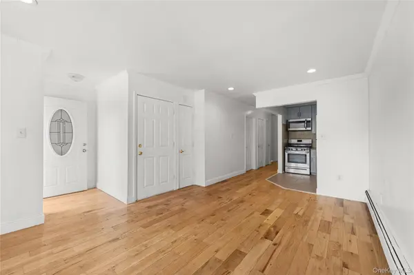 226-12 146th AVE, Springfield Gardens, NY 11413