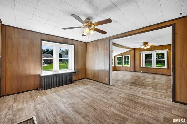 312 W TOWER ST, Eureka, IL 61530