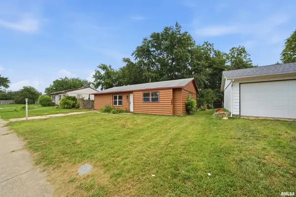 5914 N FROSTWOOD Pkwy, Peoria, IL 61615
