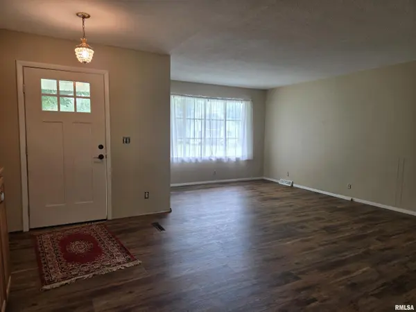 224 W 2ND AVE, La Harpe, IL 61450
