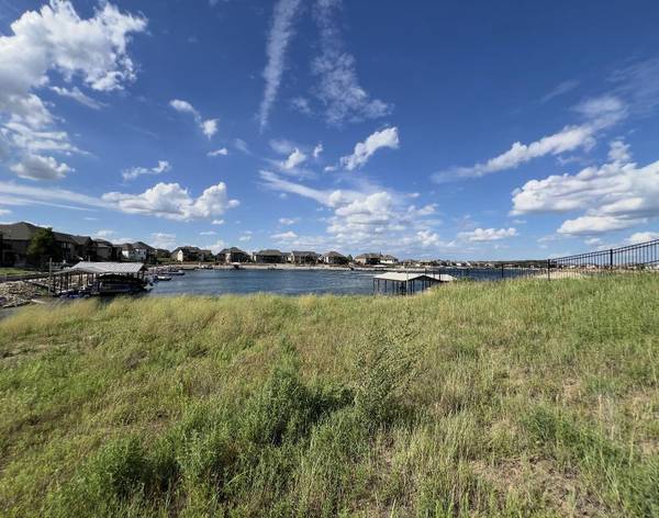 4524 W Shoreline, Wichita, KS 67205
