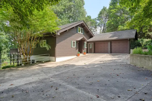 337 Hillcove PT, Wellford, SC 29385