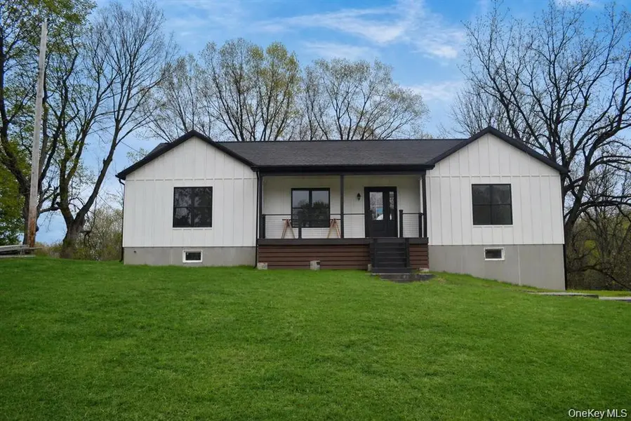 42 Sands AVE, Milton, NY 12547