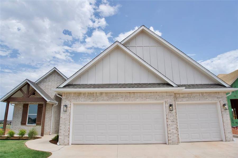 9325 SW 37th ST, Oklahoma City, OK 73179