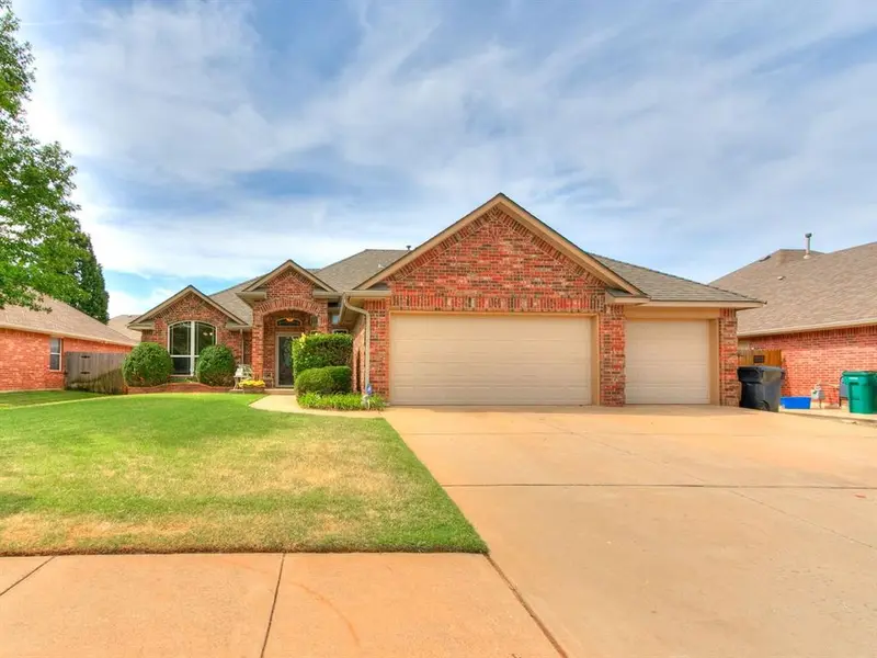 10628 NW 39th ST, Yukon, OK 73099
