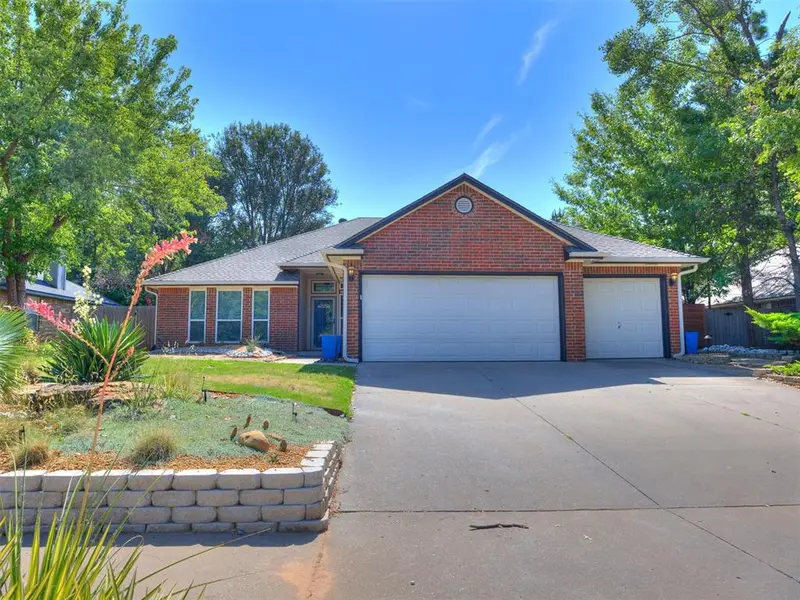 221 Victory DR, Norman, OK 73072