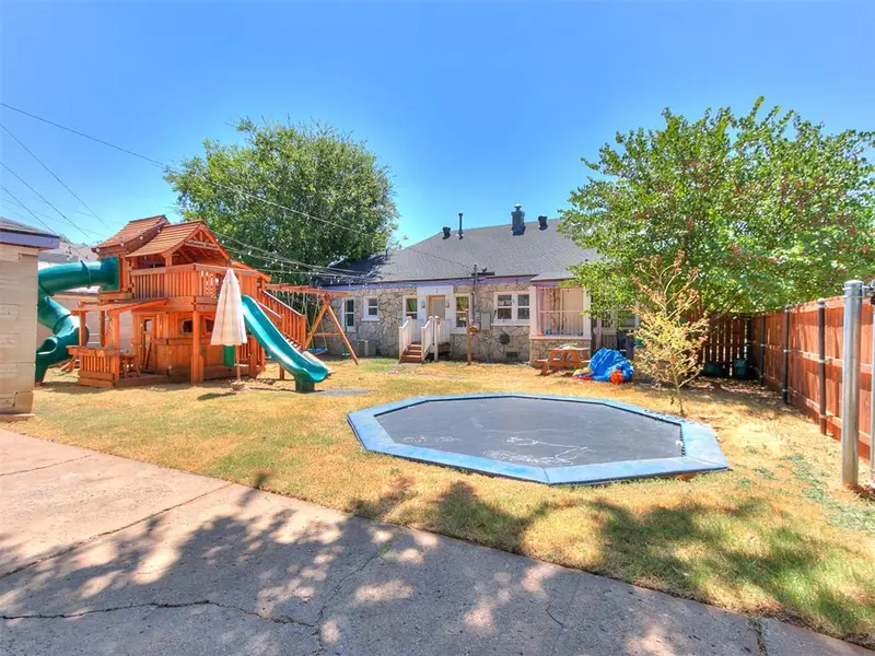 1719 NW 12th ST, Oklahoma City, OK 73106