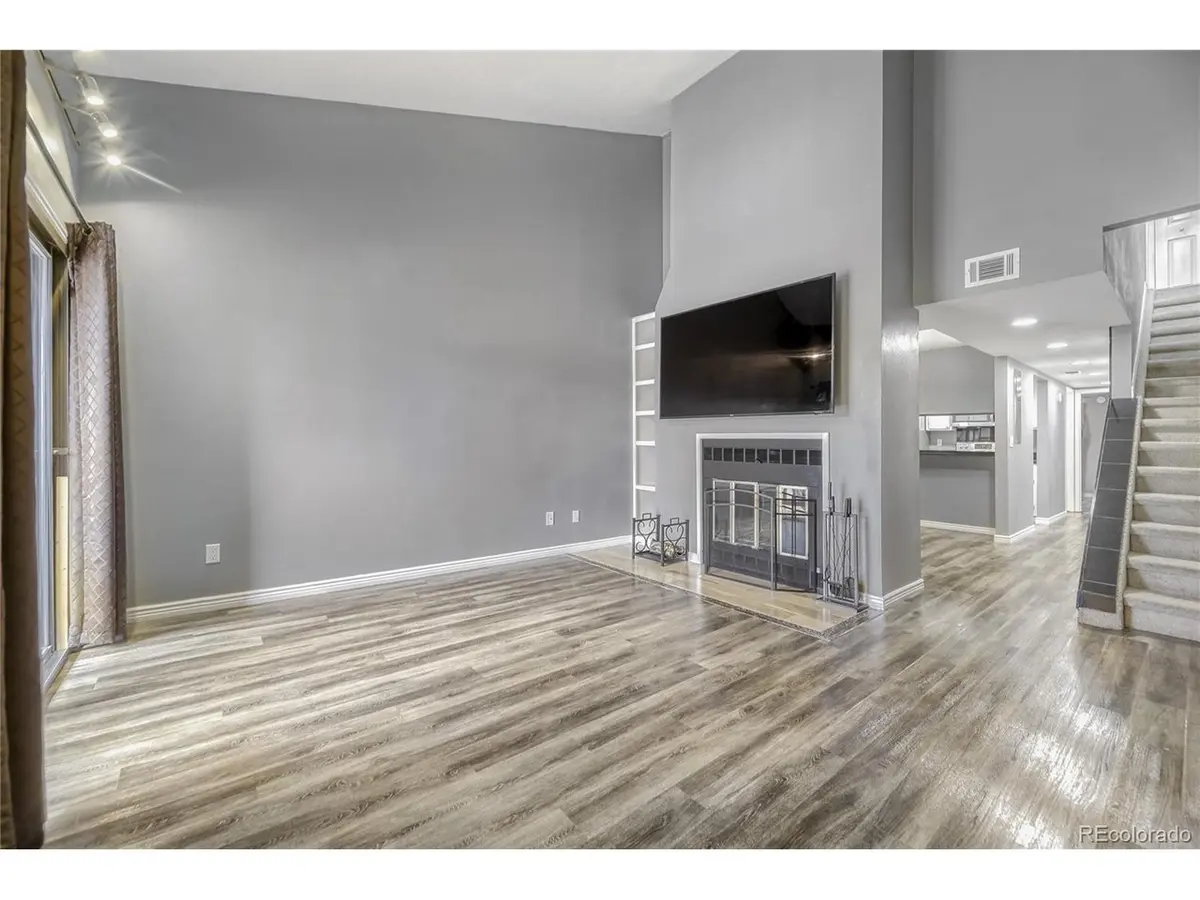 540 S Forest #3-202, Denver, CO 80246