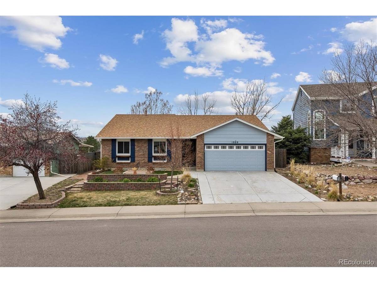 1909 Sandhurst, Castle Rock, CO 80104