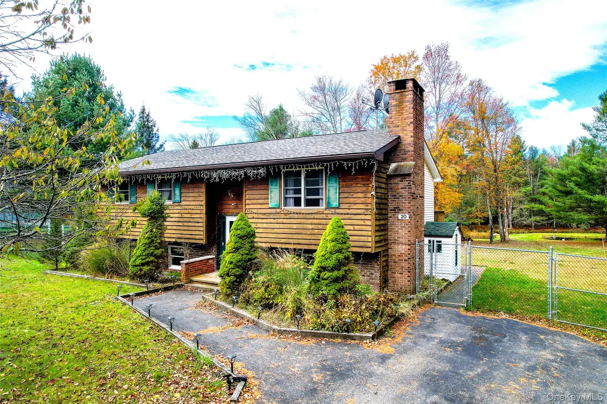 20 Valley RD, Forestburgh, NY 12777