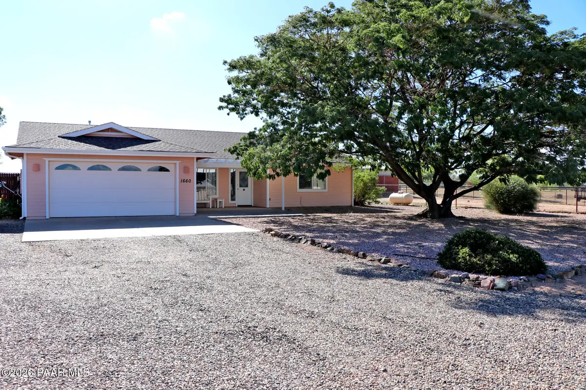 1660 S Lasso LN, Chino Valley, AZ 86323