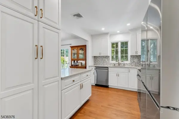 40 Dacotah Ave, Rockaway Twp., NJ 07866