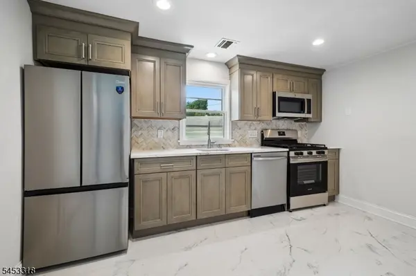 69 Broad St, Summit City, NJ 07901