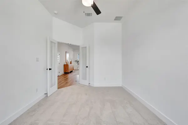 268 Flowering Senna DR, Buda, TX 78610