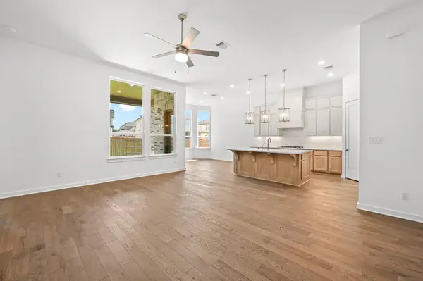 809 Jackson River LOOP, Kyle, TX 78640