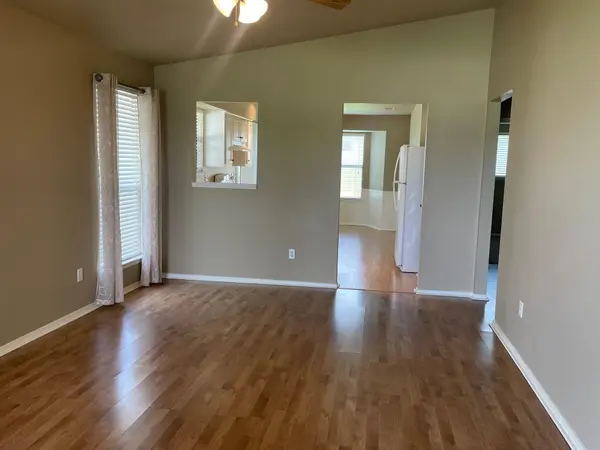 206 E Walter ST #A, Pflugerville, TX 78660