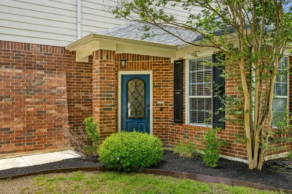 21001 Haddington CV, Hutto, TX 78634