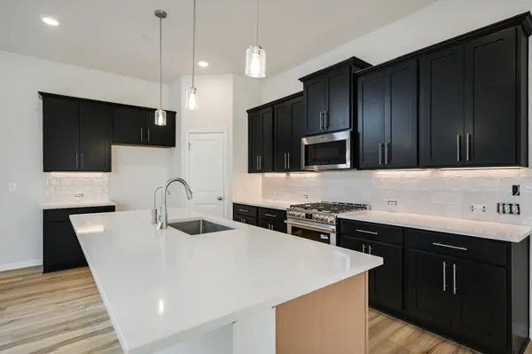 8517 Dongan DR, Austin, TX 78744