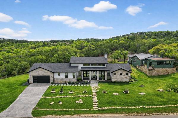 913 Larkhall DR, Spicewood, TX 78669