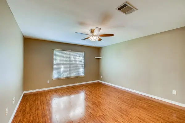 303 Bello DR, Leander, TX 78641
