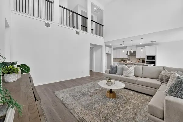 1604 Mulberry Oak LN, Georgetown, TX 78628
