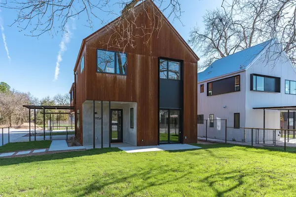 915 Tillery ST #A, Austin, TX 78702