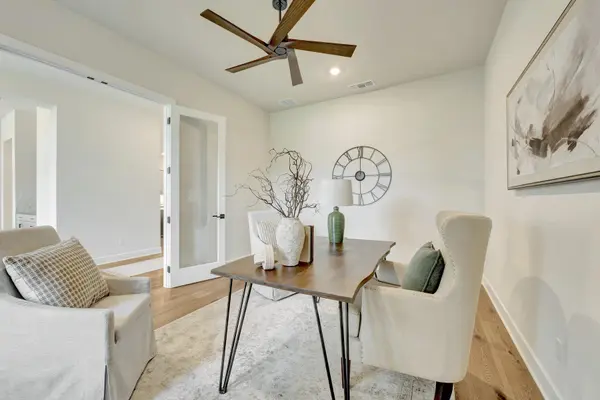 3172 Green Grange LN, Leander, TX 78641