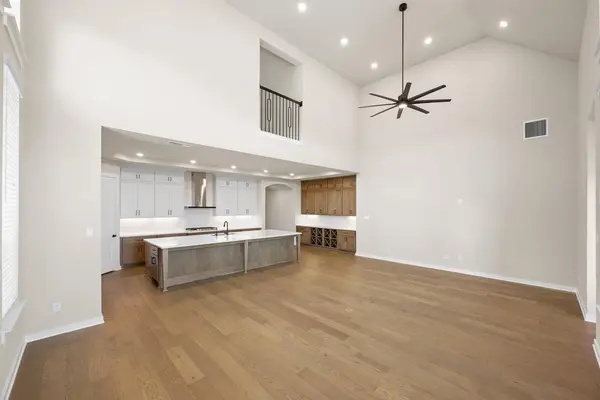 108 Ribera DR, Liberty Hill, TX 78642
