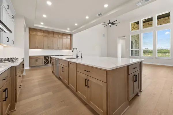108 Ribera DR, Liberty Hill, TX 78642