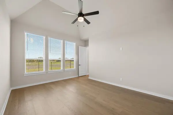 108 Ribera DR, Liberty Hill, TX 78642