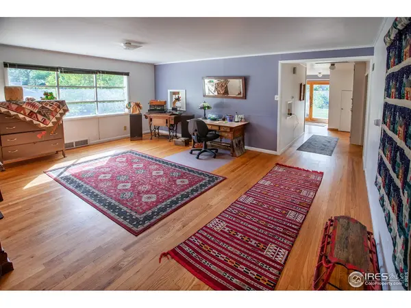 610 University, Boulder, CO 80302
