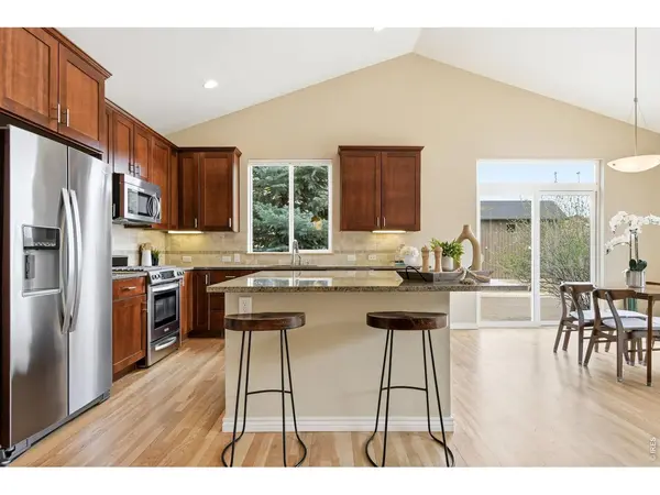 334 McConnell, Lyons, CO 80540