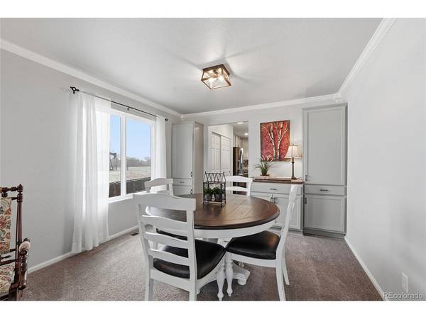 5726 Prairie, Longmont, CO 80504
