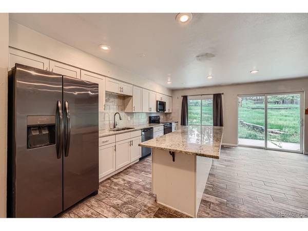 679 S Pearl, Elizabeth, CO 80107