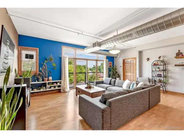 3299 Lowell #302, Denver, CO 80211
