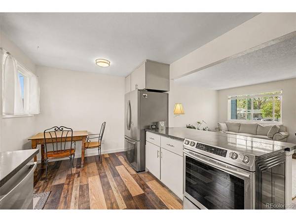 18962 W 60th, Golden, CO 80403
